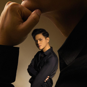 Stevan Pasaribu - Kaji Ulang