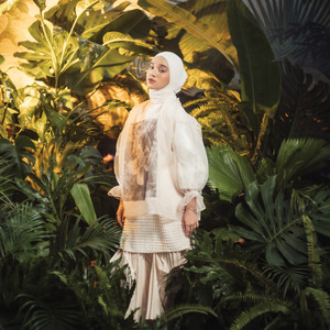 Nabila Taqiyyah - Hanya Lolongan
