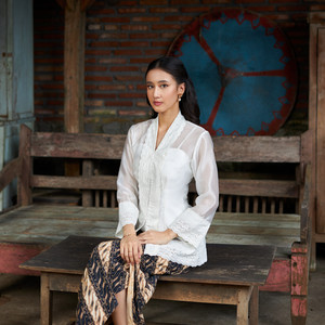 Keisya Levronka - Bahagia Tanpaku